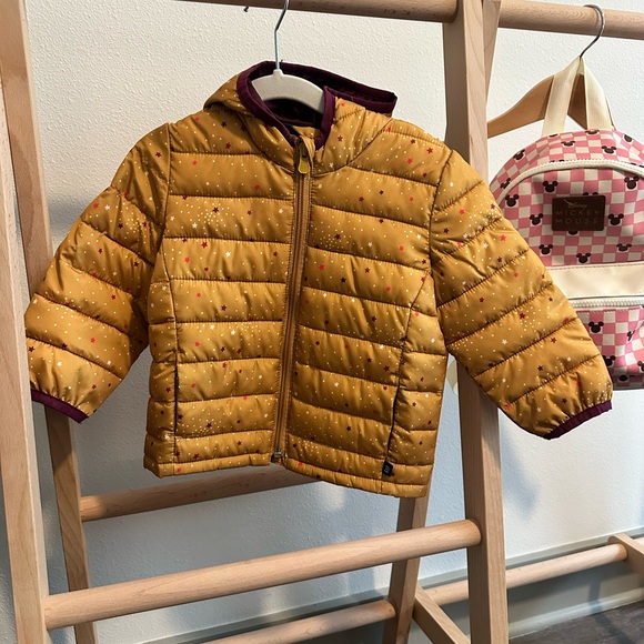 Baby Gap Yellow Gold Winter Light Puffer Jacket with Hood - Picture 2 of 7